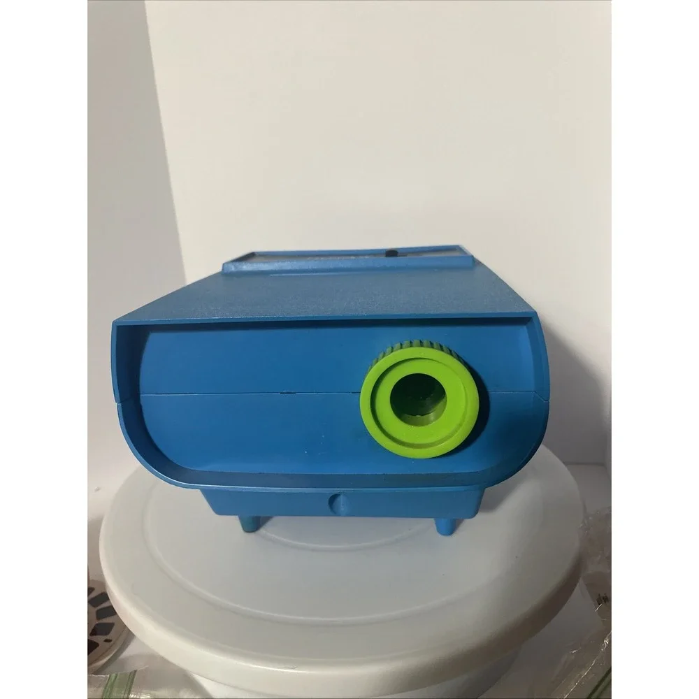 Battery Operated ‎ View Master Entertainer Projector Untested